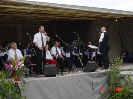 Kuva Maitotiekonsertista 13.7.2003